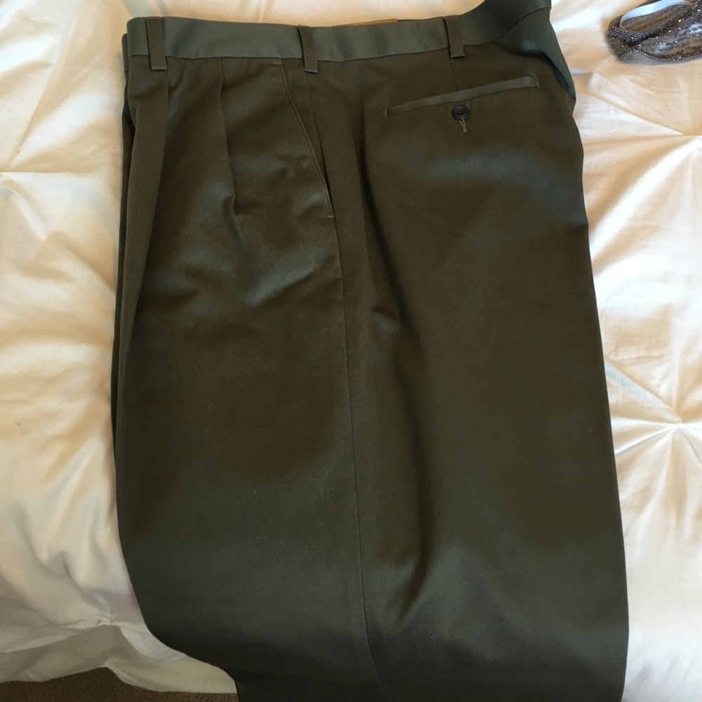 Men’s dress pants